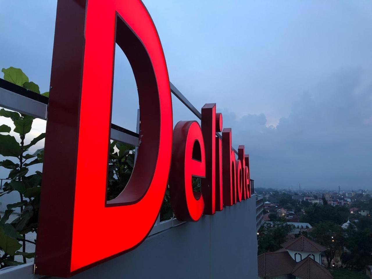 Deli Hotel Medan Exteriér fotografie
